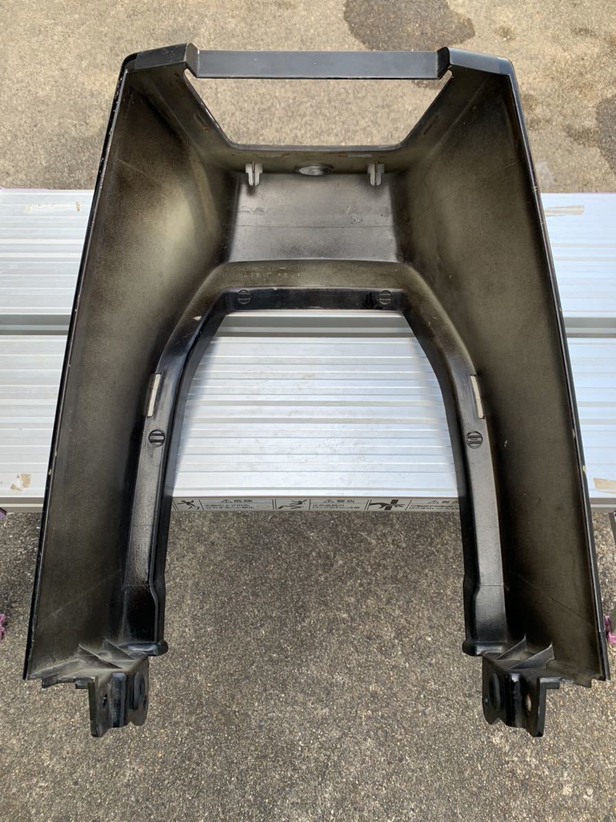 CBR400F2型赤黒純正テールカウル美品 CBR400F2 黒赤 純正 タンク