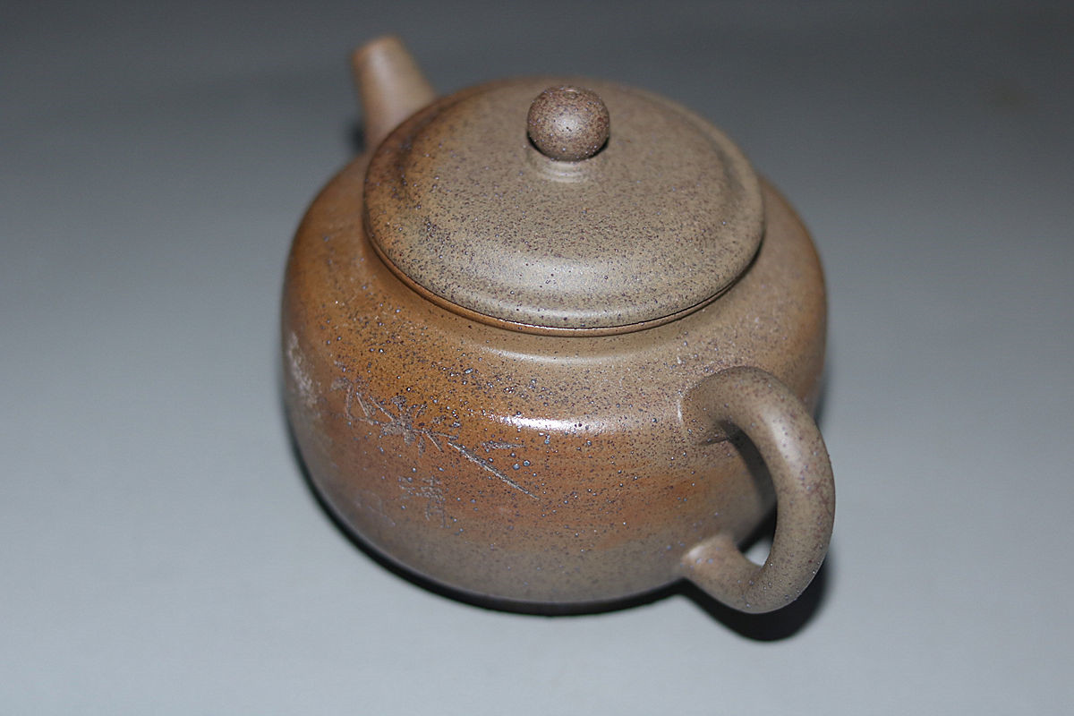 極上品☆中国 宜興 紫砂壺 段泥 急須 煎茶道具 在銘 多穴 時代物 古玩
