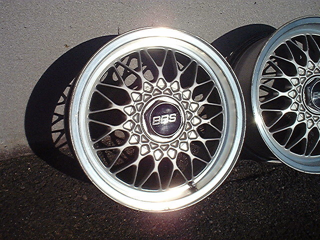 深リム！軽量！鍛造！人気のBBS！ノーマル軽カーや軽トラ車両に