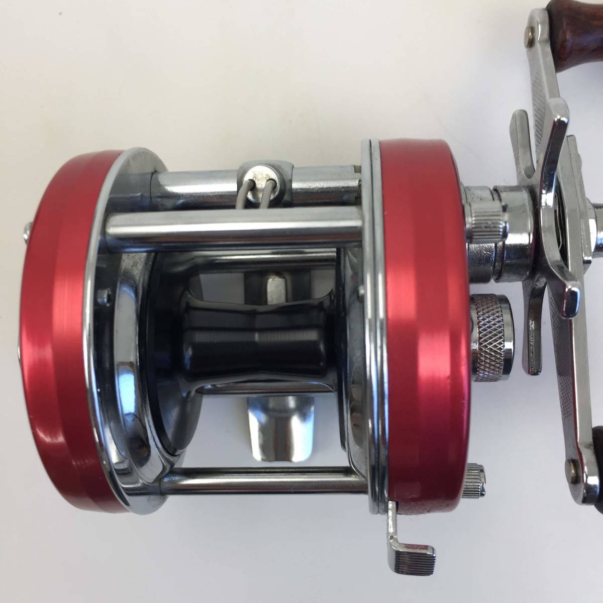 ☆ABU GARCIA アブ アンバサダー 5500C ビンテージリール 灰 トニー