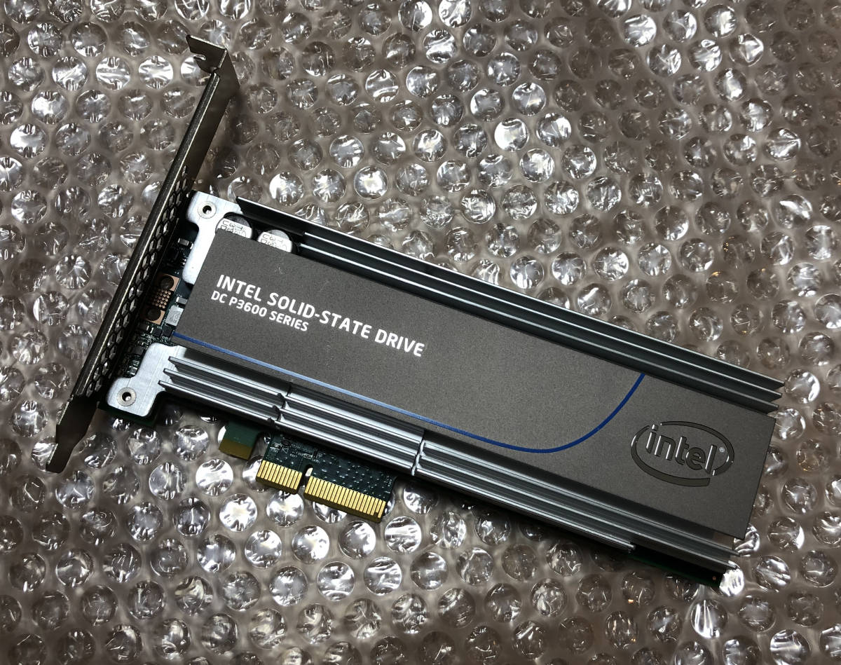 ☆美品☆書き込み量 607GB INTEL DC P3605 1.6TB NVME MLC PCIe SSD