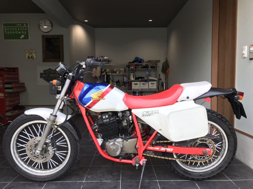 FTR250 キック　神戸から　実働　FTR　ダートラ　トラッカー