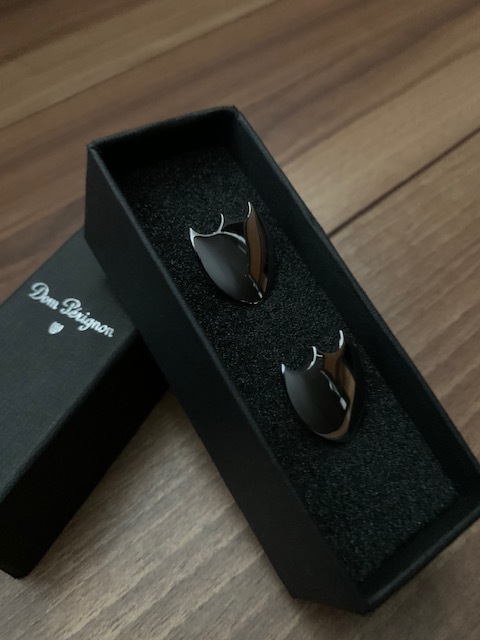 ◆非売品レア入手困難◆ドン・ペリニヨン カフス◆Dom Perignon★★★★★★★★★★★★★★★★★★★★★★★★★★★★★★★★ ドン × ペリニヨン DOM PÉRIGNON シャンパーニュ