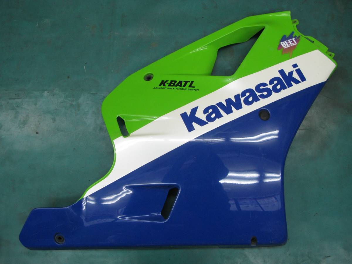m*a様 旧裏　82枚　まとめ売り 売れ筋 ZXR400純正ロアカウル中古ZX400-H2右側カワサキ1990希少LOWER