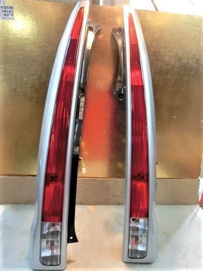 ムーヴ L175S 左右テールレンズ 左右テールライト 左右テールランプ