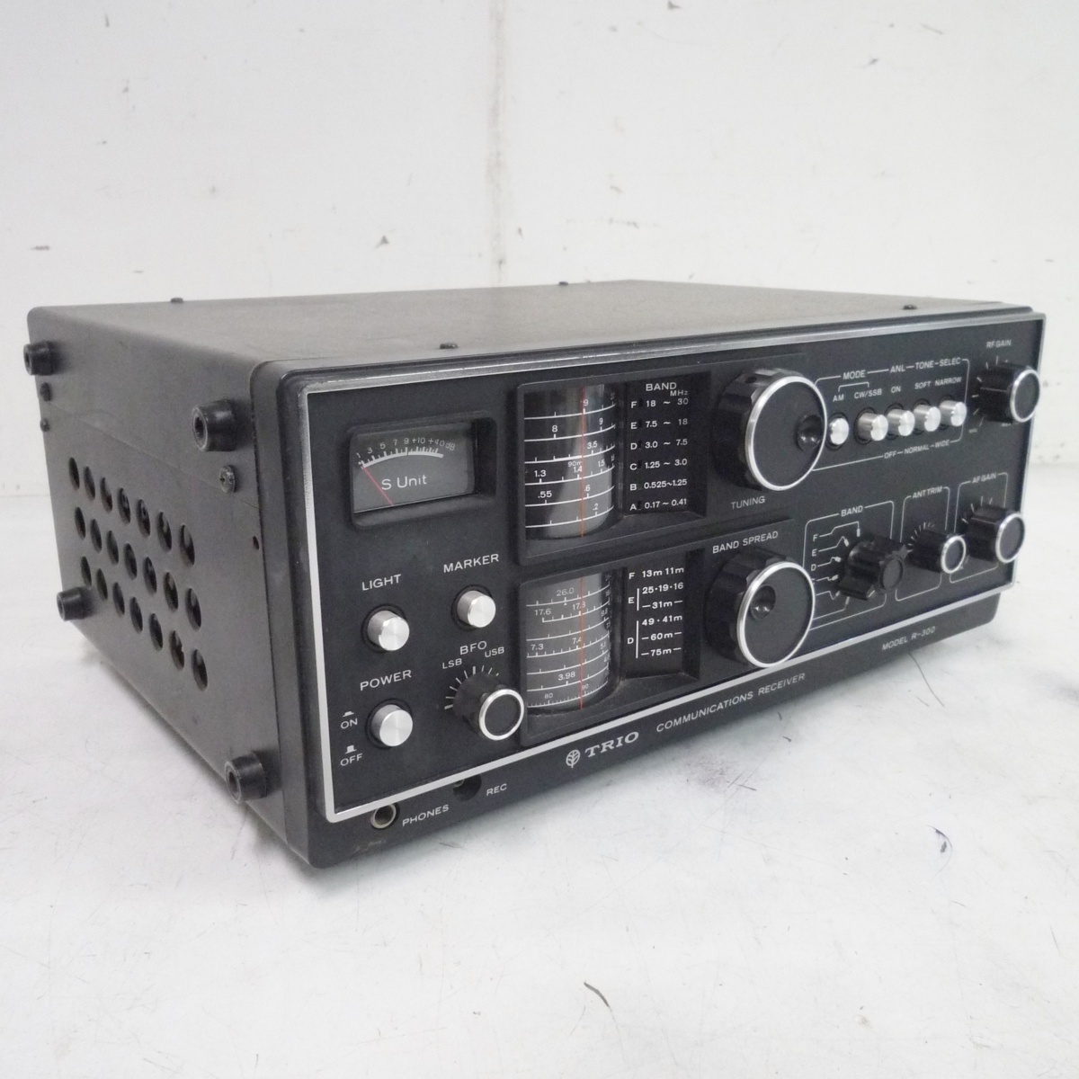 TRIO R-300 トリオ COMMUNICATION RECEIVER MODEL : ハムセンター