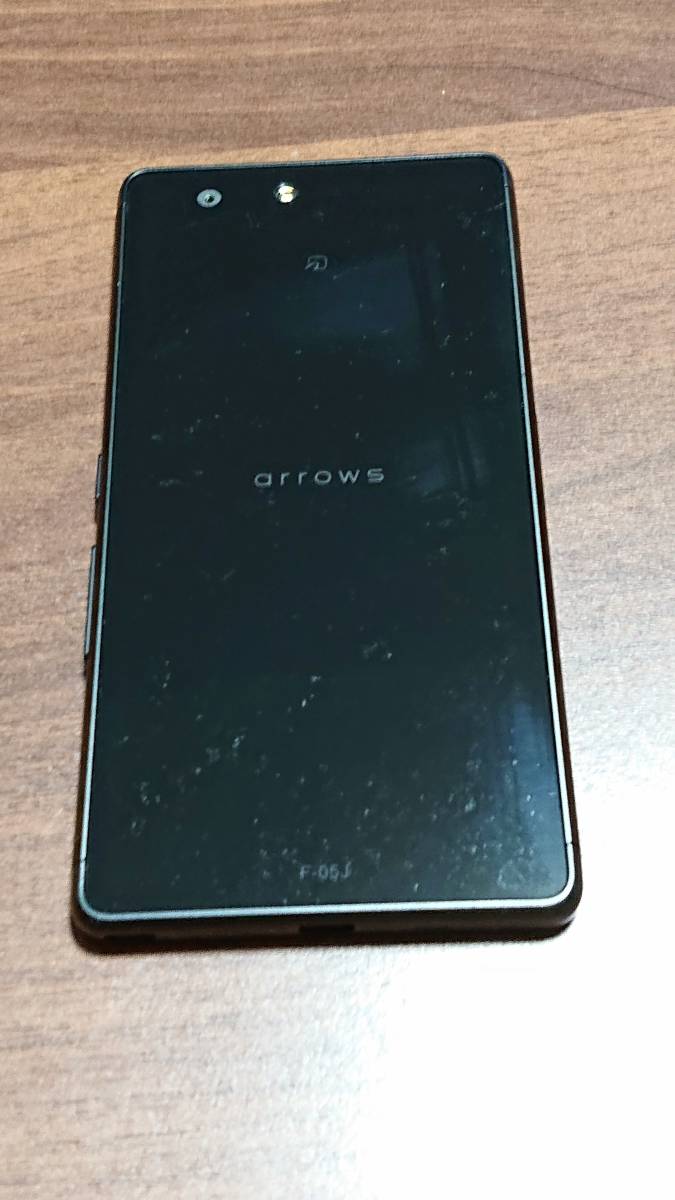 arrows Be F-05J ブラック Docomo 中古品_2