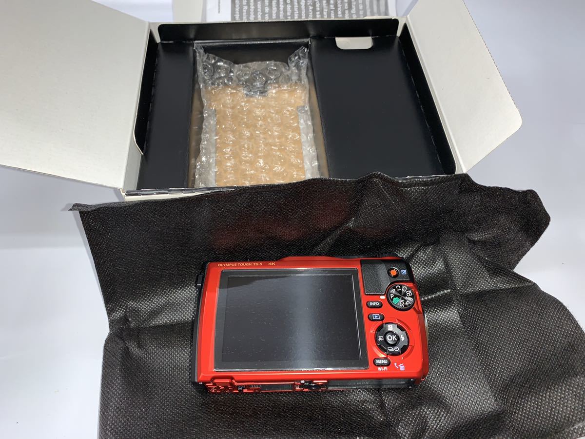 TG-5/オリンパス /デジタルカメラ/15m防水/新品_3