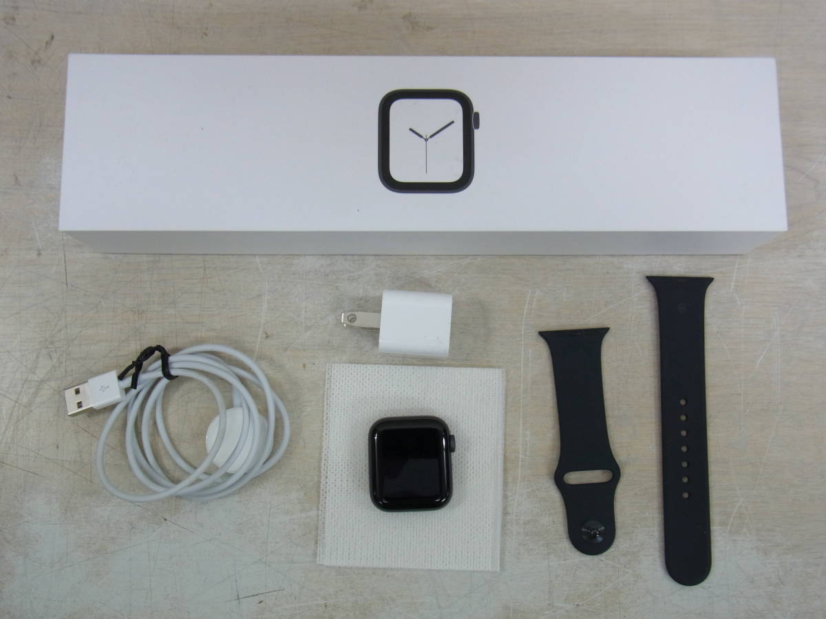 激安大特価，格安 Apple Apple Watch Series 4 GPSモデル 40mm MU662J/A(スマートウォッチ本体)｜売買されたオークション情報、yahooの商品情報をアーカイブ公開 - オークファン スマートウォッチ本体