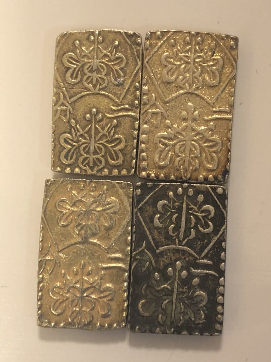 貨幣 二分金？ 4枚 詳細不明