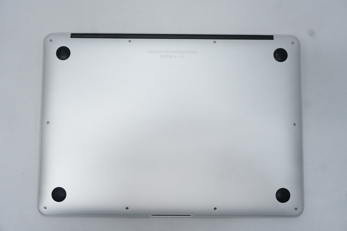 Apple Macbook Air MQD32J/A (13-inch， 2017) [1.8GHz デュアルコア 