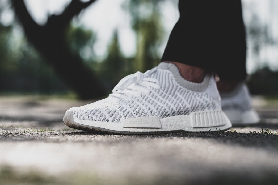 参価27000円 新品 adidas originals 26.0cm NMD_R1 STLT PK ホワイト 