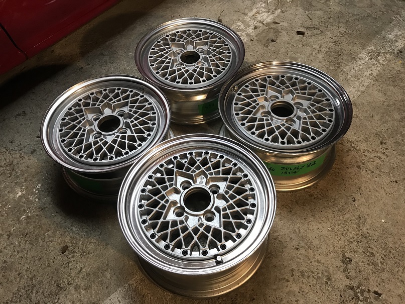 HOT，新作登場 SSR スピードスター メッシュ PCD100 ピッチ100 4穴 13インチ 5.5J オフセット33 6J オフセット40 旧車仕様 軽 暴走 当時(社外品)｜売買されたオークション情報、yahooの商品情報をアーカイブ公開 - オ 4穴