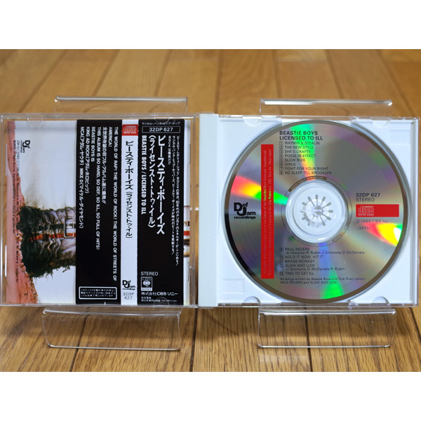 BEASTIE BOYS 「LICENSED TO ILL（ライセンスト・トゥ・イル）」帯付 美品 旧規格国内盤CD Def Jam Recordings 32DP 627_4