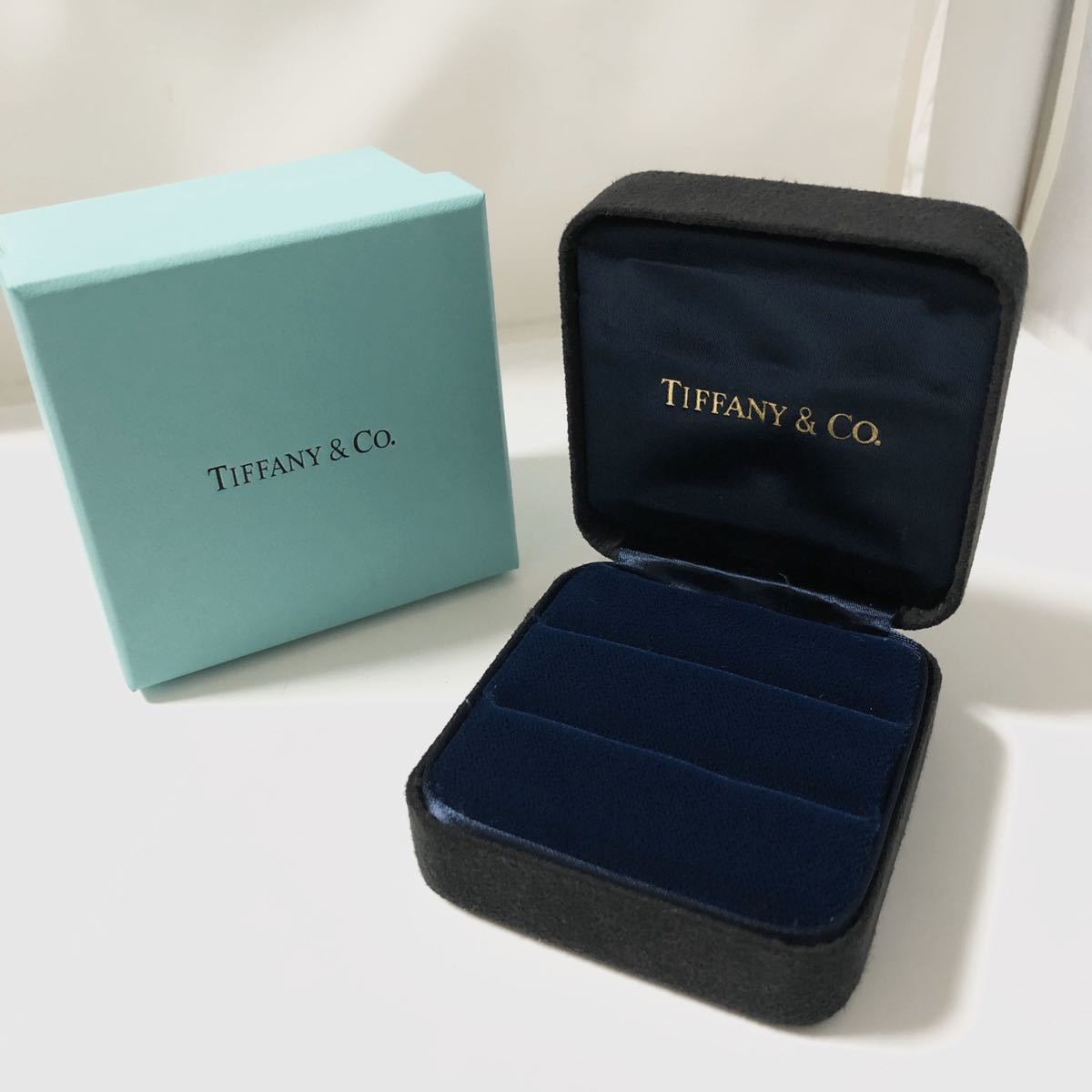 ティファニー ペアリング ペアリング可 Co. - ペアアクセサリー専門店Fiss(フィス TIFFANY&Co ティファニー ペアリング　マリッジリング　大　ケース　ボックス　ティファニー　指輪　結婚　ギフト　プレゼント 箱　婚約