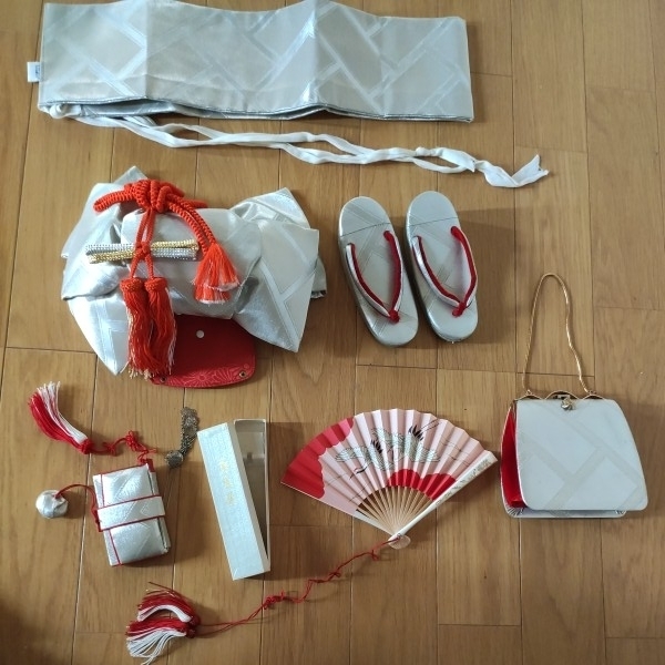 人気，安い 七五三 帯 扇子 昭和 昔 レトロ レア 着物 和風 子供 女の子 和装 正月 コレクションにも(和服)｜売買されたオークション情報、yahooの商品情報をアーカイブ公開 - オークファン その他