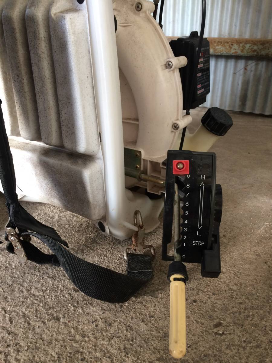 丸山 防除機 背負式 動力散布機 MDJ60G-26 中古 動作品 