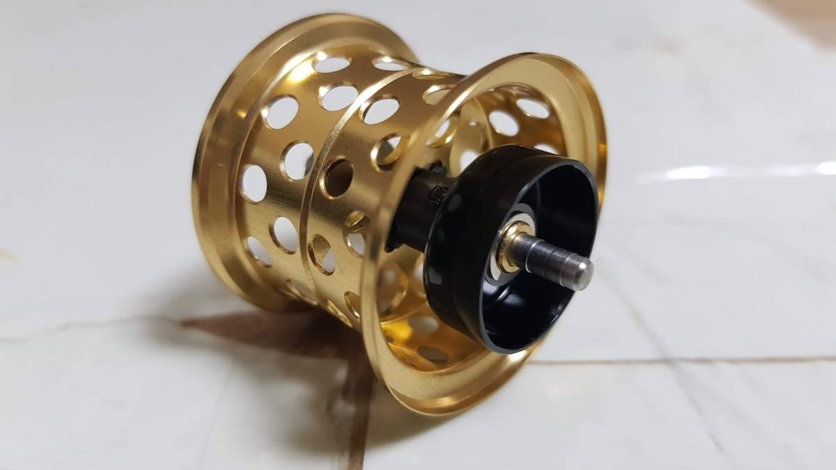 バーサタイルフィネススプール KAHEN Daiwa34 Ver2 ゴールド KTF