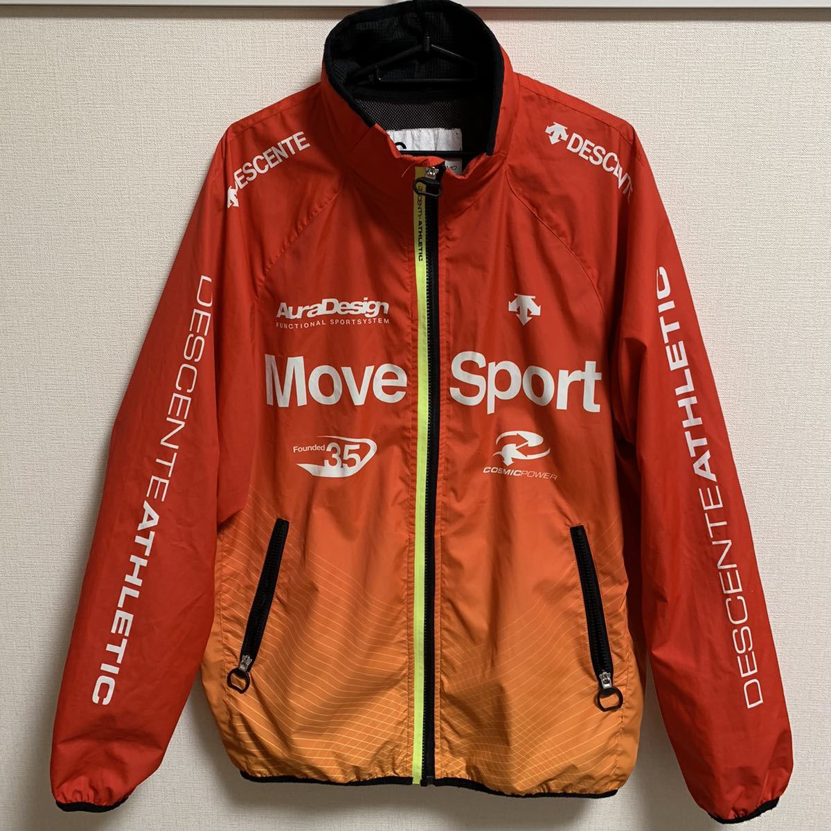 正規品，豊富な MoveSport ウインドブレーカー L デサント DESCENTE MOVE SPORT スポーツミックス トレーニングウェア 部活(ナイロン)｜売買されたオークション情報、yahooの商品情報をアーカイブ公開 - オークファン ナイロン