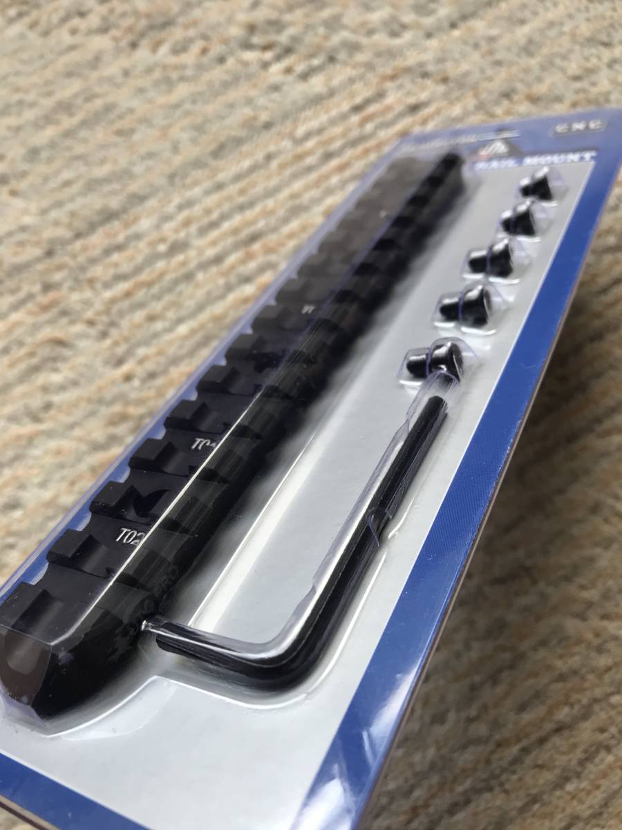 UTG レミントン M870 MTU028SG 実銃対応 PRO M1100 実銃用 Rail