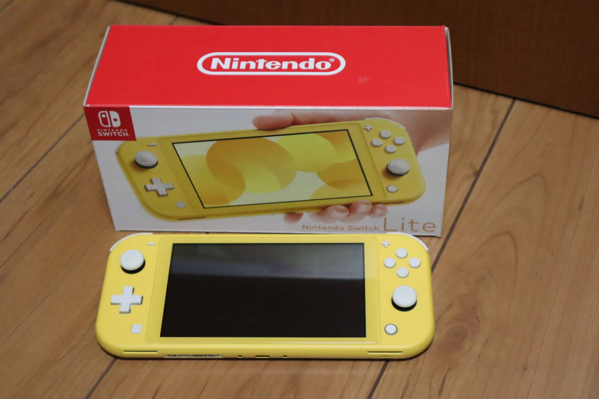 Nintendo Switch LITE 本体 イエロー 新古品 美品 品 任天堂スイッチ