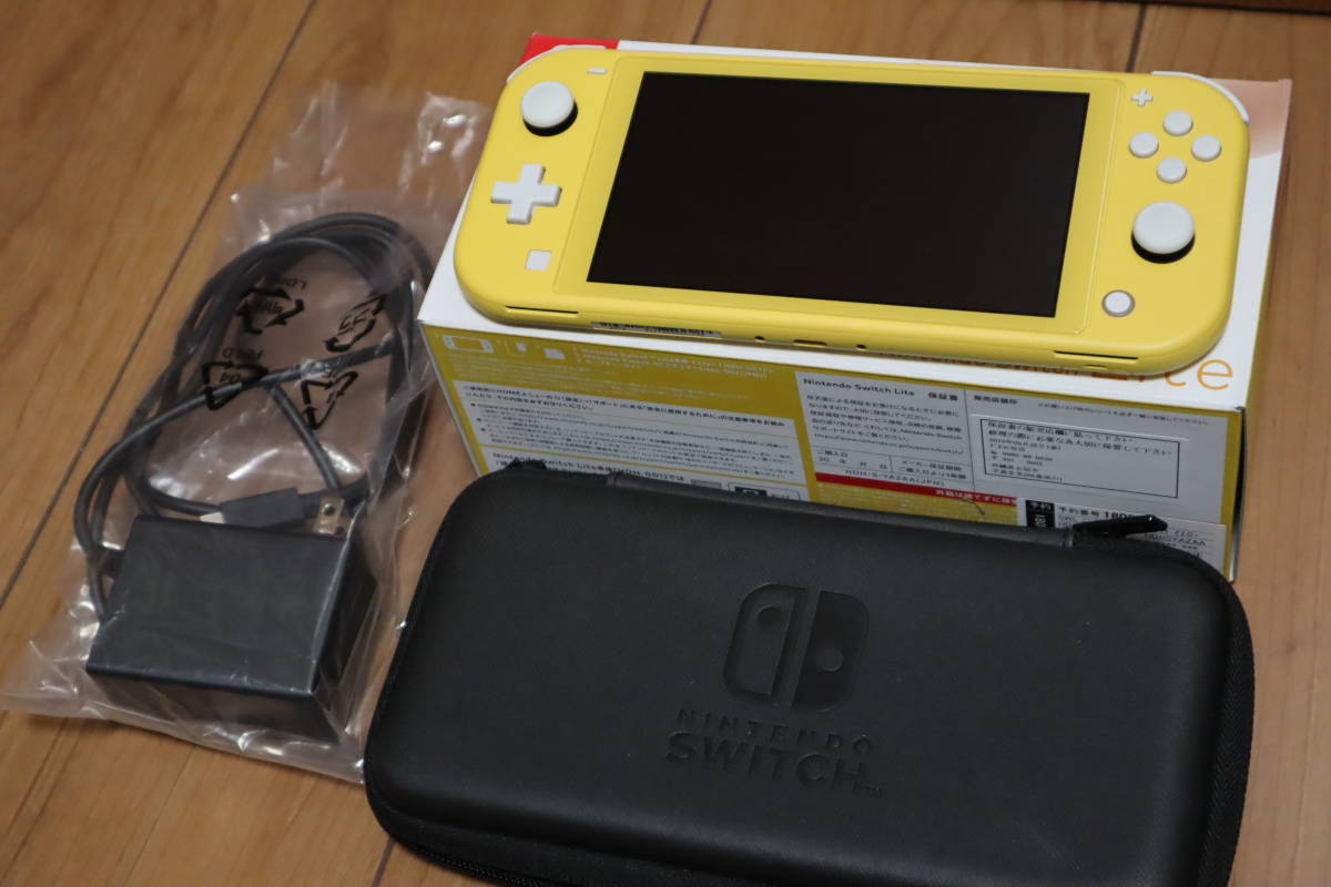 Nintendo Switch LITE 本体 イエロー 新古品 美品 品 任天堂スイッチ