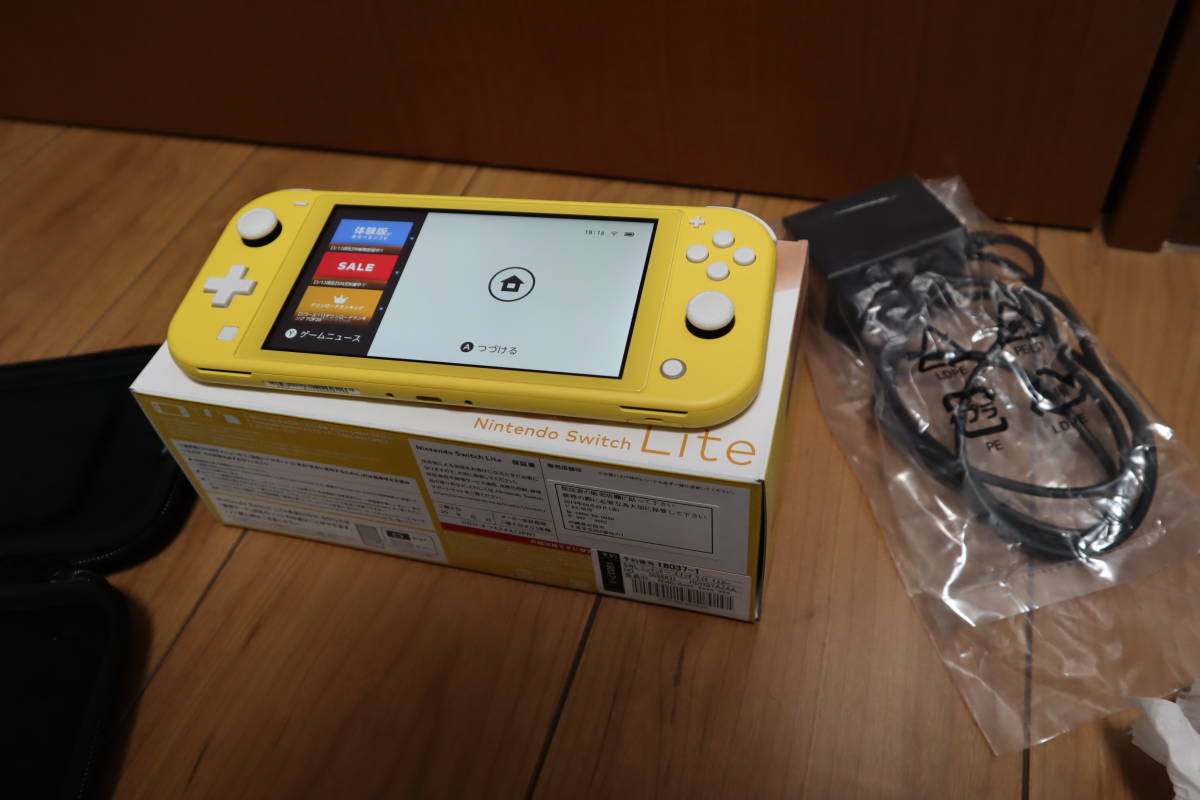Nintendo Switch LITE 本体 イエロー 新古品 美品 品 任天堂スイッチ