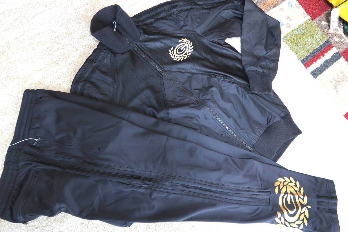 新品，人気SALE adidas アディダス メンズ セットアップ ジャージ M ロゴ 上下 ブラック ジップアップ ブルゾン(アディダス)｜売買されたオークション情報、yahooの商品情報をアーカイブ公開 - オークファン ジャージ
