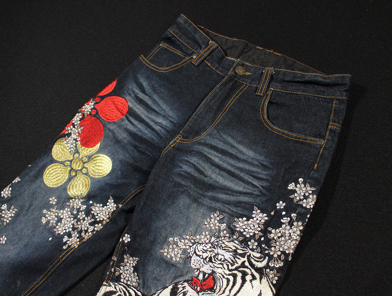 流儀圧搾 華鳥風月 虎 桜 刺繍デニム 36 豪華刺繍 流儀×華鳥風月 和柄 虎 桜 デニムパンツ ジーンズ 30 最高