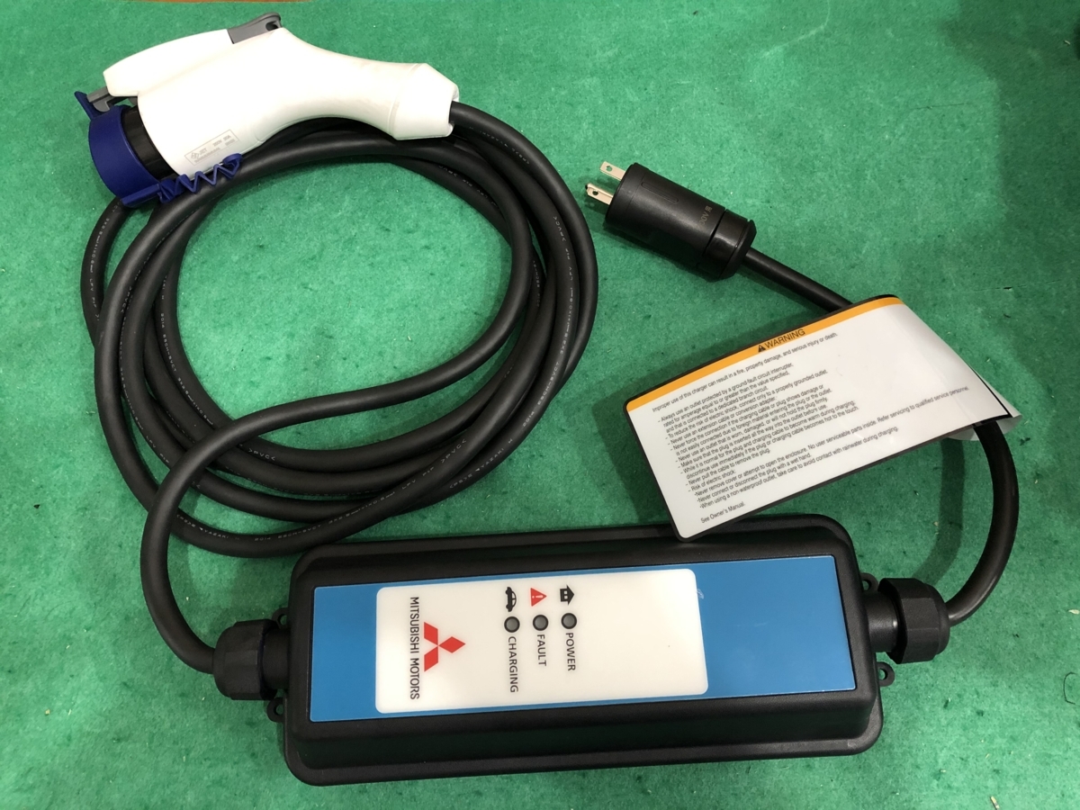 アウトランダー 充電ケーブル 三菱純正 YAZAKI 品番9482A122 約4m 