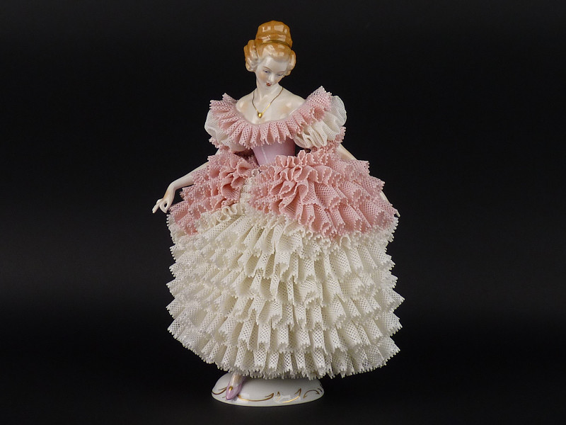 sitzendorfer/ジッツェンドルファ、フィギュリン、陶磁器 レースドール 陶器人形 Sitzendorferジッツェンドルファ porcelain