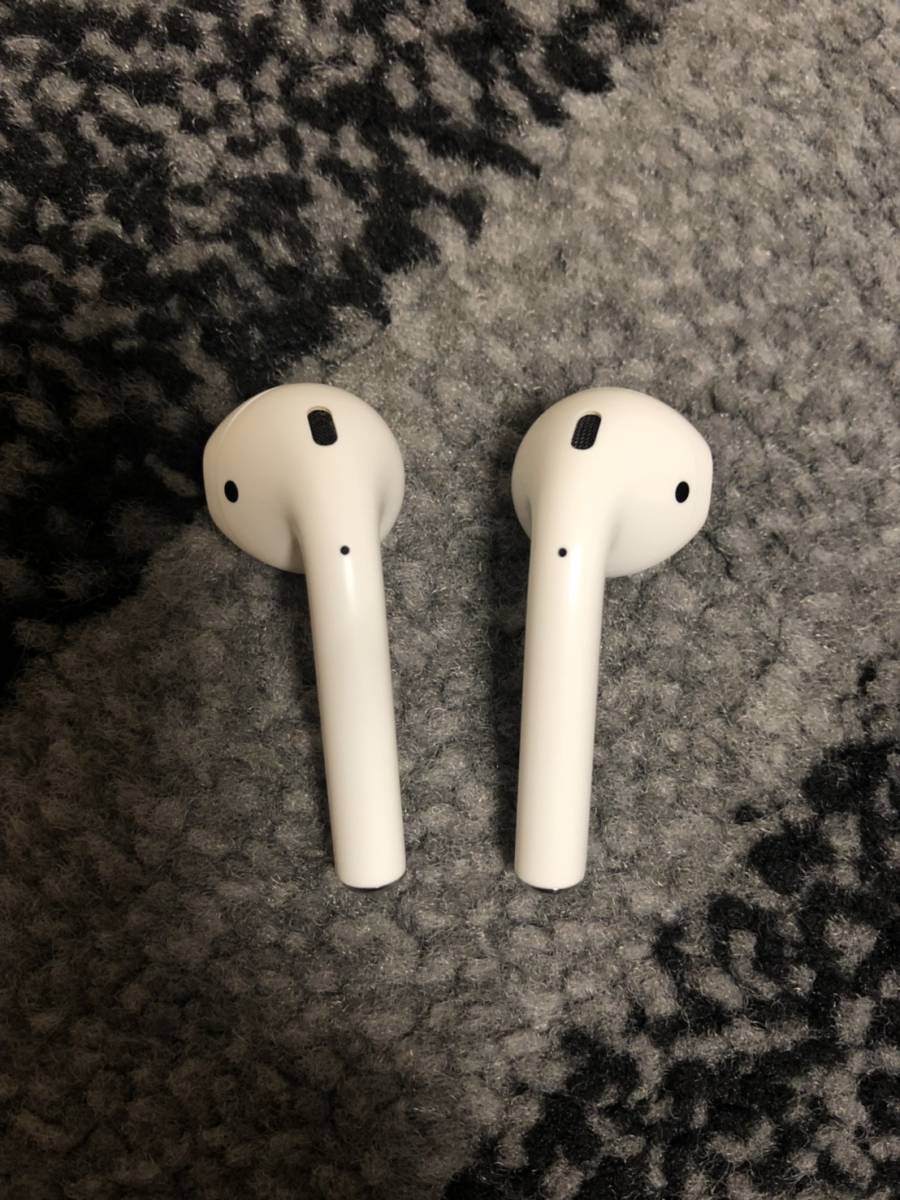 Apple AirPods アップル ワイヤレスイヤホン 即決 - 0 第2世代