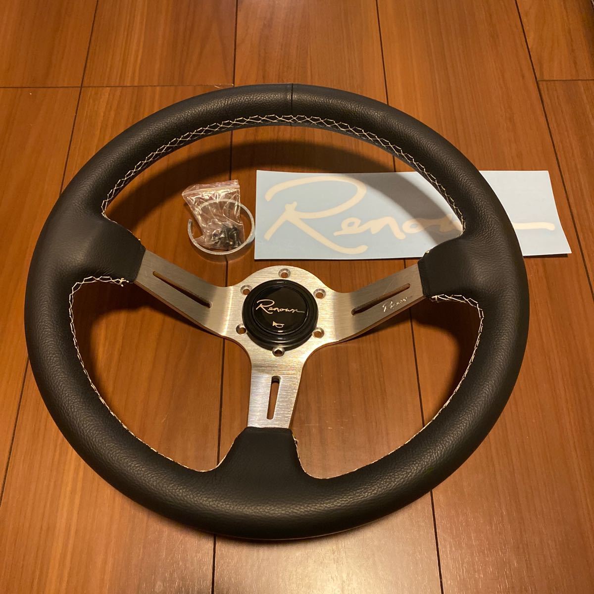 Renown ステアリング レザー 350mm ディープコーン ディープコーン