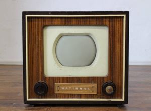 National レトロ テレビのYahoo!オークション(旧ヤフオク!)の相場