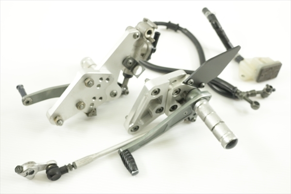 限定SALE，定番 1円スタート：GSX1300R隼 15社外WR'Sバックステップ 検ハヤブサ｝B(スズキ用)｜売買されたオークション情報、yahooの商品情報をアーカイブ公開 - オークファン スズキ用