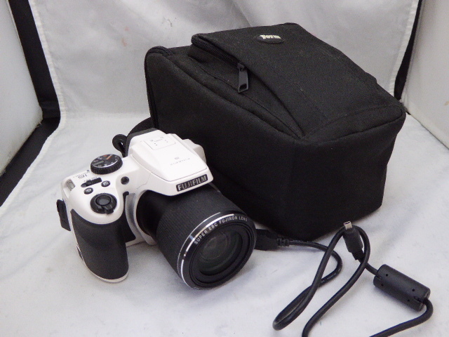 631☆FUJIFILM 富士フィルム FINEPIX S8200 起動品/ジャンク扱 カメラ