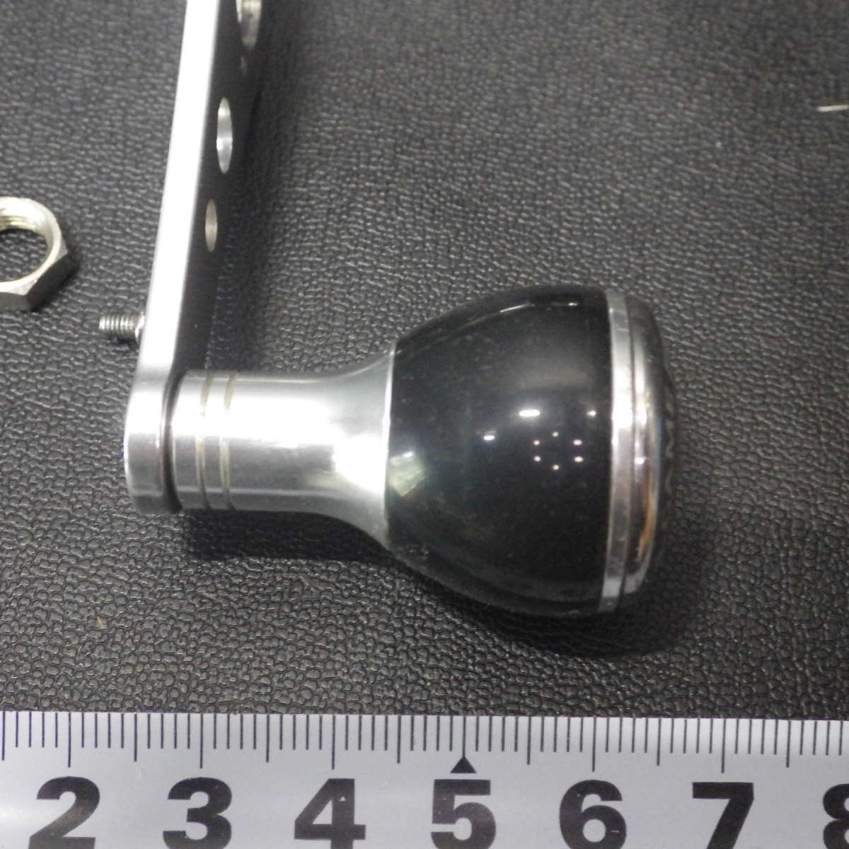 カスタムハンドル スタジオオーシャンマーク STUDIO OCEAN MARK CBLACK GEAR | AE85ノブ MARK&frasl; アングラーズショップ豪海 カスタムハンドルノブ オーシャンマーク カスタムハンドル：AG37&frasl;AB68Cb（23）：DS Ocean AG37&frasl;AB68Cb