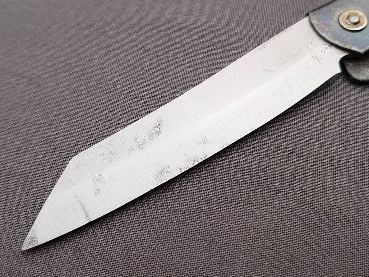肥後守定 和式ナイフ 青紙割込 肥後守 - 白紙割込 特大 Higonokami 固定式 藤巻 Aogami [ 角型 肥後の ] 剣型