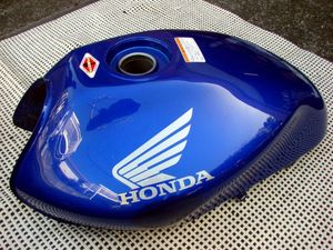 ホーネット250 タンクのYahoo!オークション(旧ヤフオク!)の相場・価格