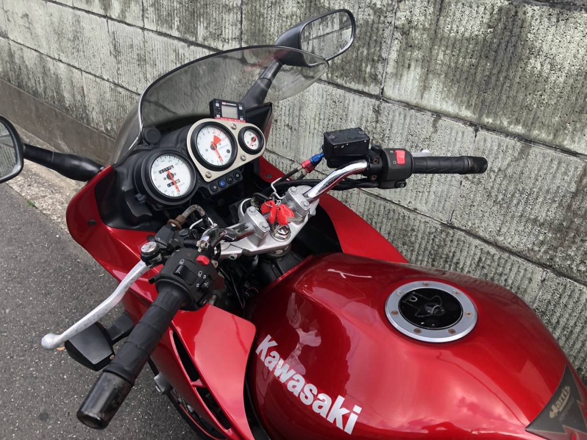 カワサキ ZR-7S