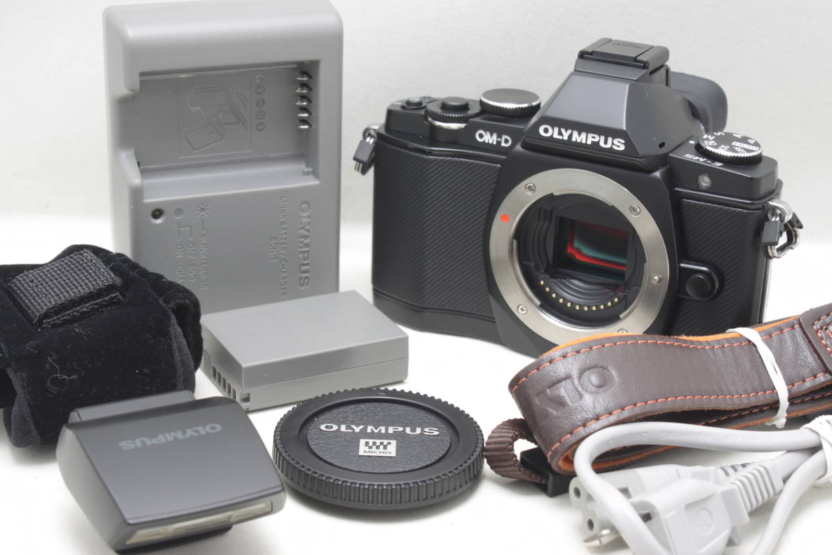 Mark II OM-D E-M5 オリンパス シャッター数7500枚以下 OM M5 約21100 