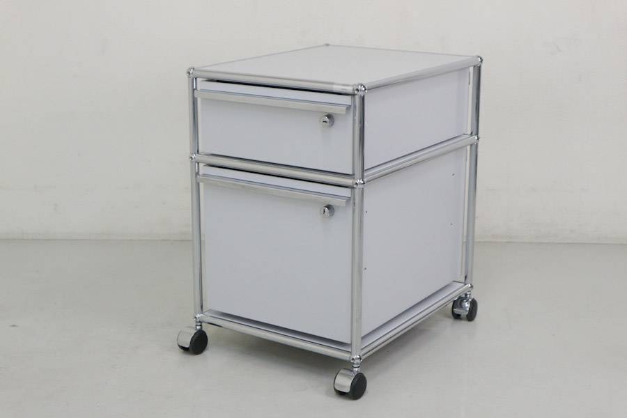 ☆【鍵付き】USM ハラー☆ロールボーイ 2段☆キャスター付き デスク