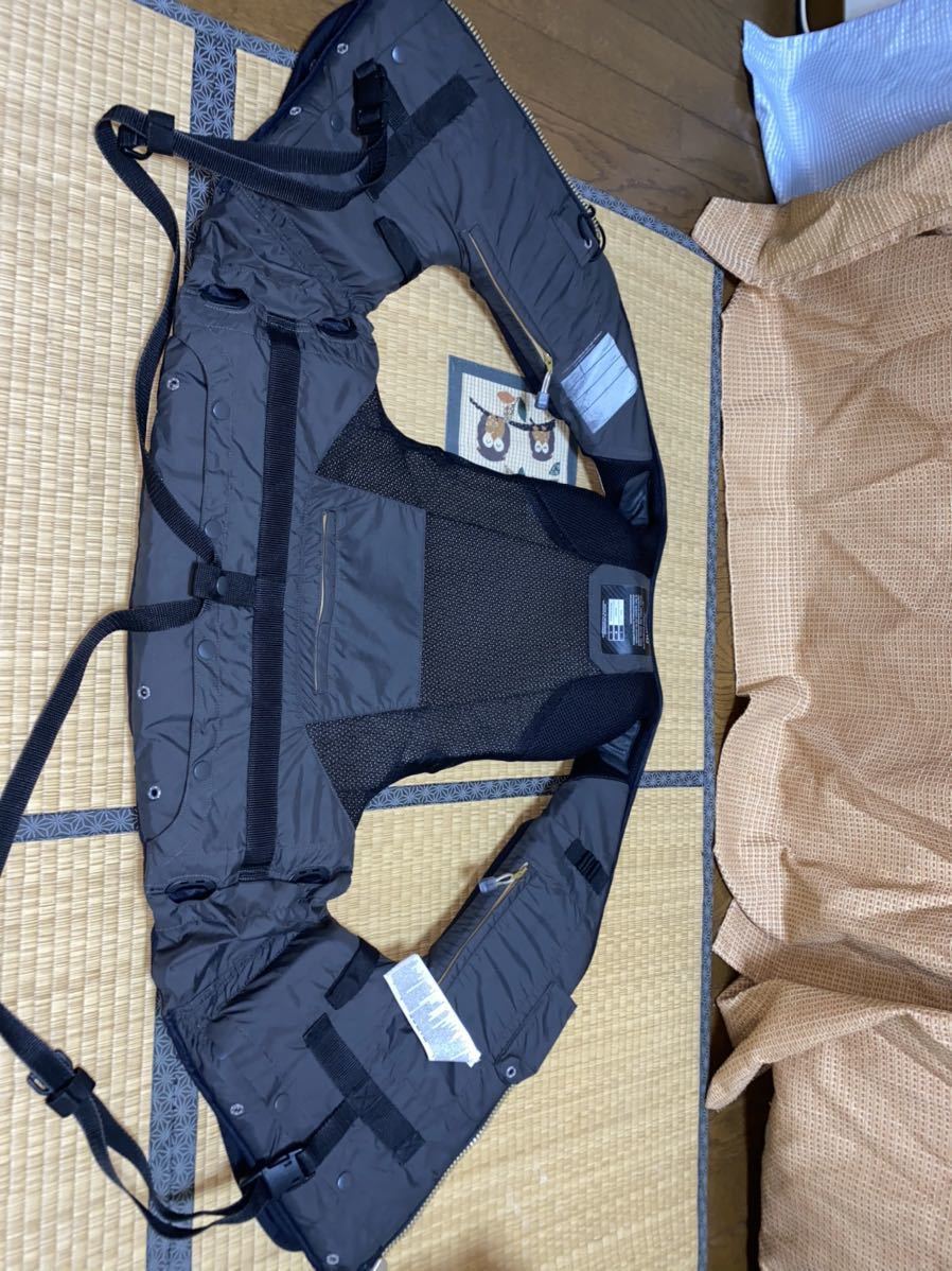 フローティングベスト　シマノネクサス　リミテッドプロ　L　ライフジャケット　中古美品　ボア