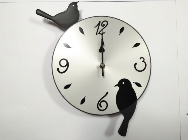 全国無料，得価 【送料無料：即納】鳥の振り子時計　ウォールクロック　壁掛け時計 インテリア かわいい　おしゃれ 時計 鳥 動物