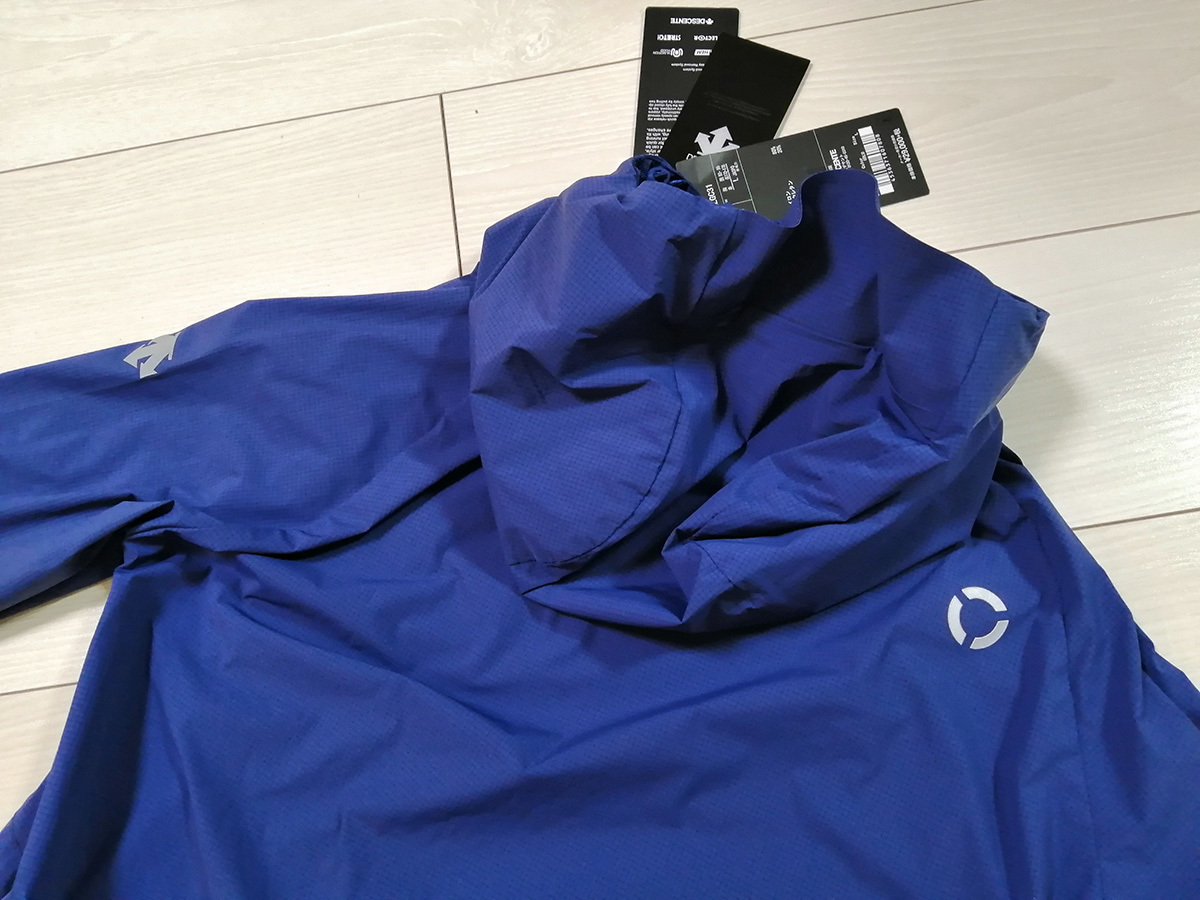 DESCENTE デサント JACKET &frasl; スキーウェア dショッピング GOLF 軽量 INSULATED DESCENTE（デサント）の「GRAVITY オルテライン ALLTERRAIN L&frasl;S グラヴィティーロング キャディバッグ ”CREAS