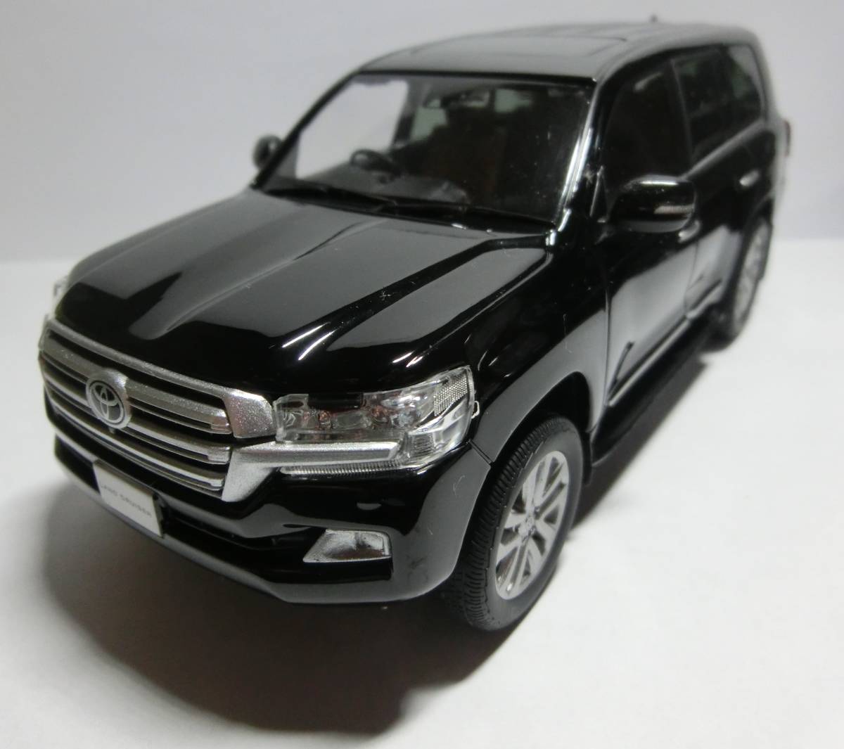 カラーサンプルミニカー　1/30 5セット。 1⁄30 トヨタ ミニカー TOYOTA ランドクルーザー カラー メルカリ LAND