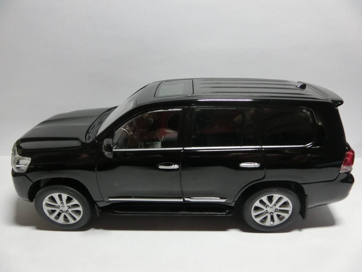 1⁄30 トヨタ ミニカー TOYOTA ランドクルーザー カラー メルカリ LAND