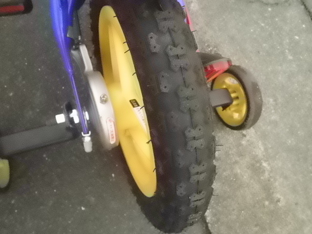 - BRIDGESTONE | メルカリ エコキッズの中古が安い！激安で譲ります・無料であげます｜ジモティー 26インチ ブリヂストン 直接受け渡し浜松市〉ブリジストンエクスプレスジュニア２２インチ 2026年最新一輪車 「西日本限定」「ブリヂストン」HACCHI 子供乗せ ハイディ2 1年保証 12インチの人気アイテム BRIDGESTONE（ブリヂストン） 自転車の中古が安い！激安で譲ります・無料であげます