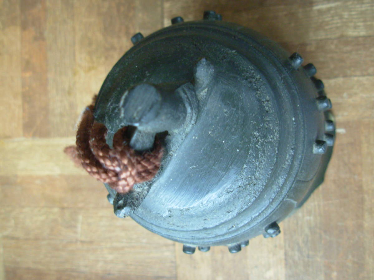 釣鐘☆李朝風☆12×12×20㌢・1,2㌔☆画像で確認ください_6