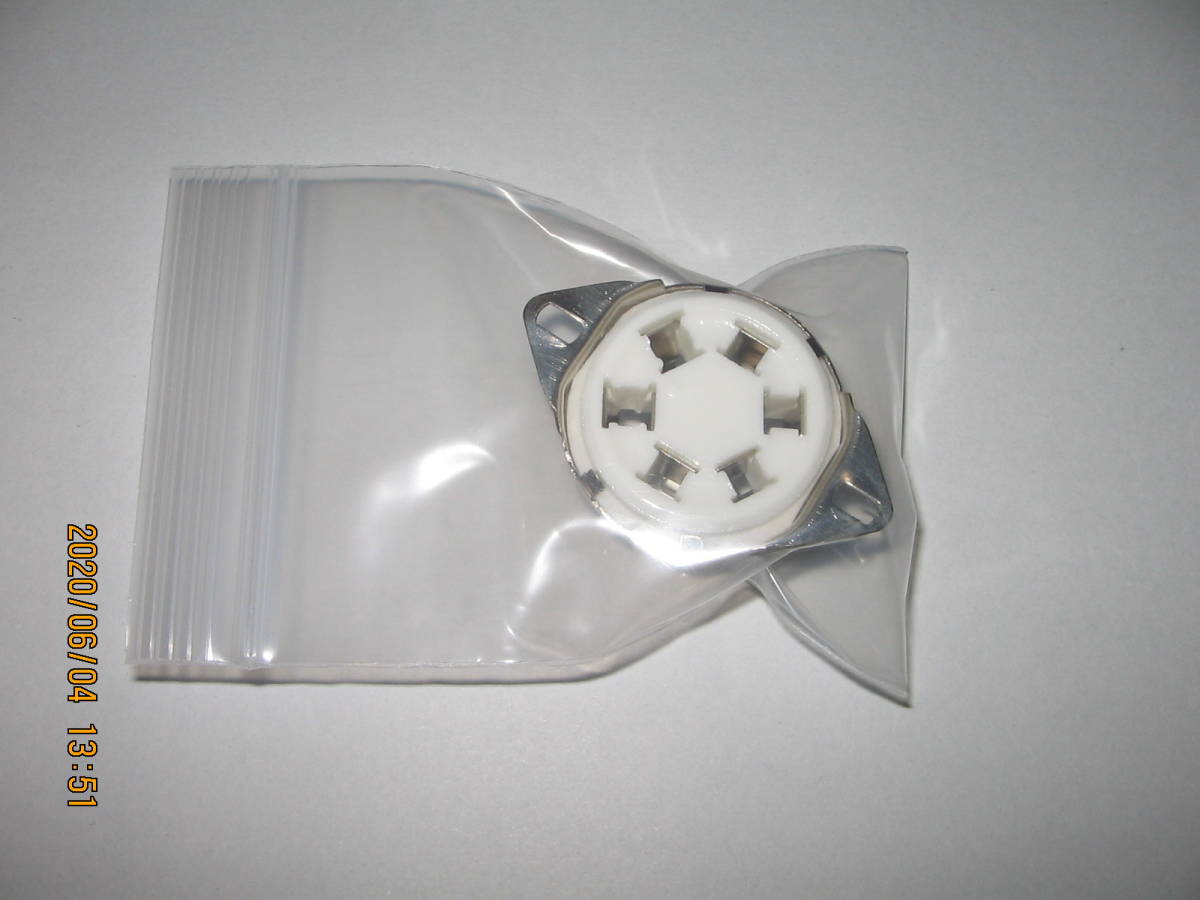 真空管のUZ(6ピン)ソケット(1個)_1